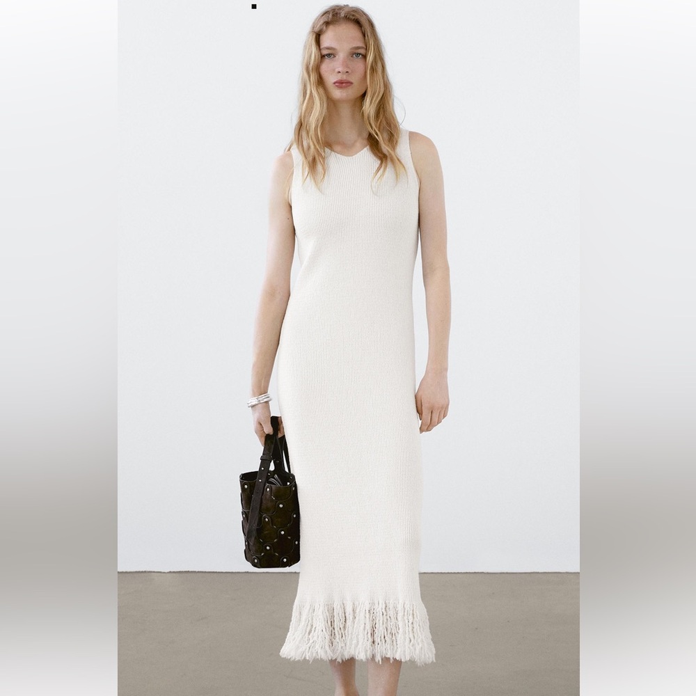 Massimo Dutti brand new knit dress with fringed hem